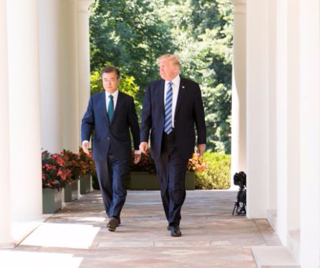 TRUMP și MOON JAE-IN se simt AMENINȚAȚI de COREEA DE NORD