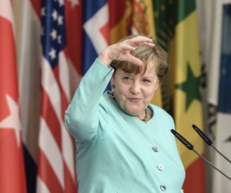 VAL de plângeri PENALE împotriva Angelei Merkel pentru ÎNALTĂ TRĂDARE