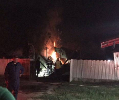 VASLUI. Un incendiu a detonat 15 butelii cu gaz
