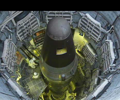 A MURIT omul care a PREVENIT un RĂZBOI NUCLEAR GLOBAL