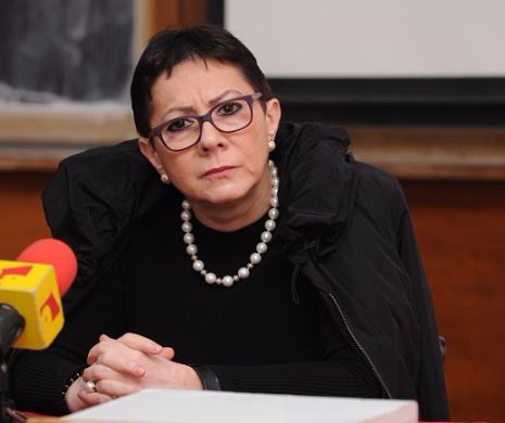 INCREDIBIL! Silvi Ifrim s-ar fi închis în birou și ar distruge documente!