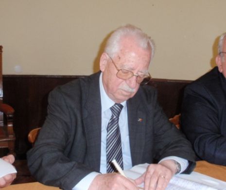 ULTIMUL ȘEF AL SECURITĂȚII RUPE TĂCEREA. IULIAN VLAD îl caracterizează pe ION ILIESCU: Este un om ASCUNS, RANCHIUNOS, RĂZBUNĂTOR. În DECEMBRIE 1989 am venit ÎN SPRIJINUL LUI. Drept mulțumire, TREI CONDAMNĂRI DE 25 DE ANI DE ÎNCHISOARE