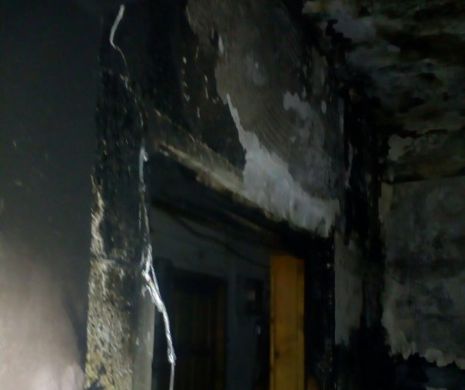 Alarmă la Lugoj. Un bloc de locuințe a fost evacuat la 5 dimineața, în urma unui incendiu I FOTO