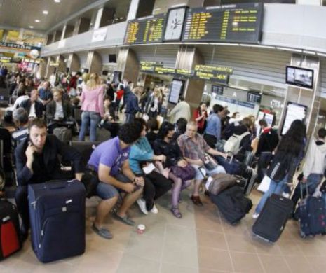 ALERTĂ la Liverpool. Mai mulţi ROMÂNI sunt BLOCAŢI în AEROPORT