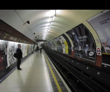 ALERTĂ LA LONDRA! Stație de metrou EVACUATĂ