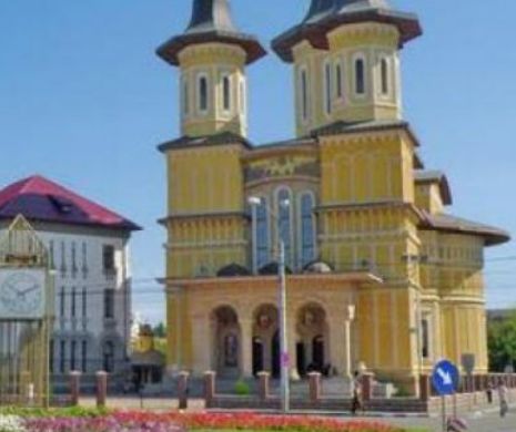 Au furat cutia milei din Catedrala Arhiepiscopală