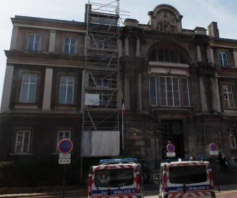 Director de GRĂDINIŢĂ CERCETAT după acuzele de AGRESIUNE SEXUALĂ asupra COPIILOR