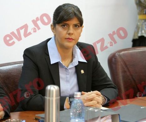 Kovesi a semnat cu mâna altora documente pentru achiziția de licențe Microsoft la Parchetul General, DNA şi DIICOT