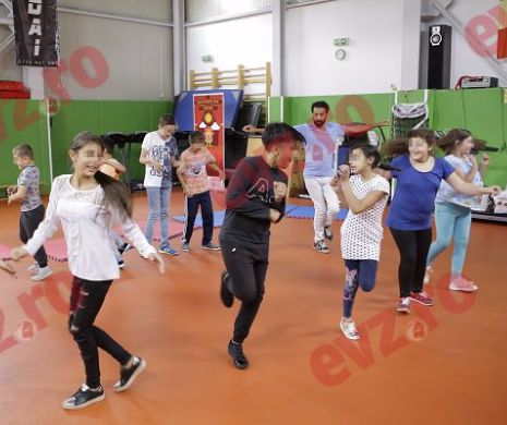 O zi printre copiii care nu vor îmbătrâni niciodată