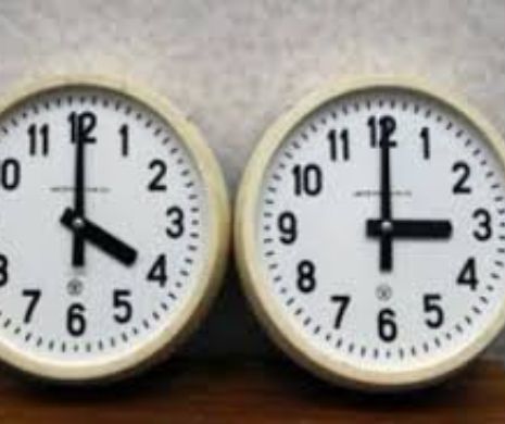 ORA de IARNĂ vine la NOAPTE. Ce facem cu CEASURILE