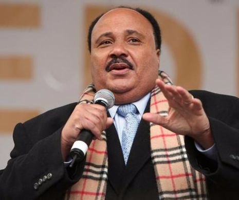 PREMIERĂ! Martin Luther King JR vine la București