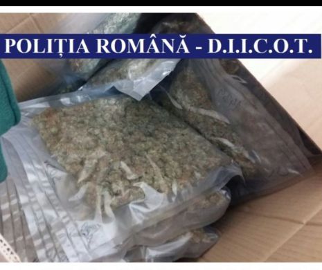 Au trimis cannabis din Spania, într-un geamantan