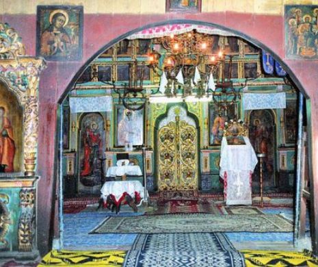 BISERICA UMBLĂTOARE din judeţul Botoşani. Rară de România! Poveste fabuloasă despre ineditele întâmplări din Moldova