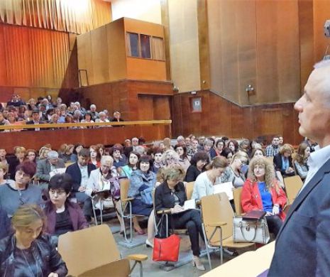 HAOS în ÎNVĂȚĂMÂNTUL CONSTĂNȚEAN. Mii de DECIZII, pentru profesori și școli, cerute de Ministerul Educației, UITATE în SERTARELE INSPECTORATULUI ȘCOLAR