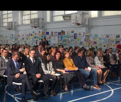 Şcoala Gimnazială 198 a primit numele reginei României Mari. Principesa Moștenitoare Margareta a vizitat Școala Regina Maria din Bucureşti