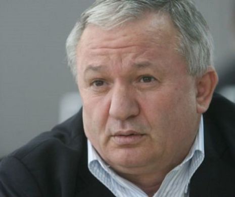 Un cunoscut om de afaceri reacționează: „Le tremurau chiloții în fața lui Ponta și Boc”