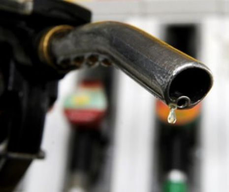 Vești PROASTE pentru toți românii, de sărbători! Se anunță un nou val de SCUMPIRI. Cât va costa un litru de carburant