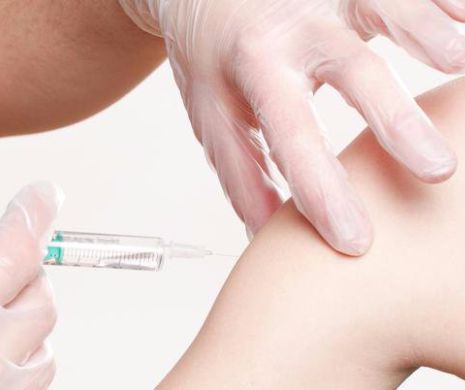 Infectia care se transmite la bebeluș prin naștere. Ce analize trebuie să facă gravida