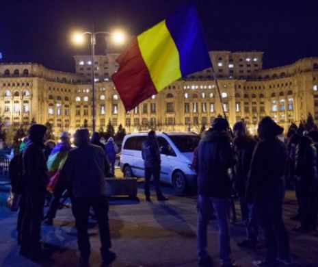 Noi PROTESTE la Palatul Parlamentului! Jandarmii sunt în stare de ALERTĂ