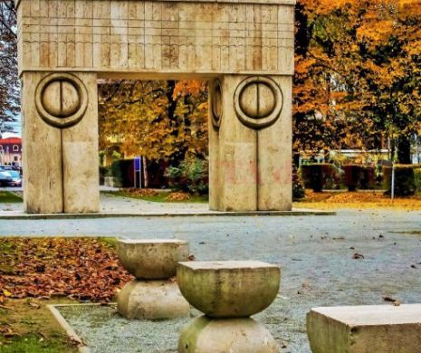 Ziua când Bucureștiul era pus la pământ de un cutremur uriaș sau când se murea pe front