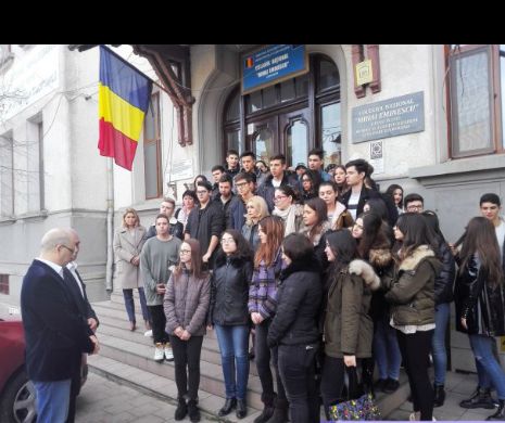 Regele Mihai, regretat de liceenii din Constanța