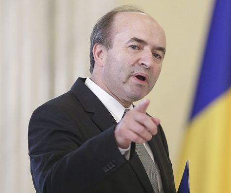 REVOLTA MAGISTRAȚILOR față de Parlament deschide o nouă CUTIE a PANDOREI. Activitate suspendată la Judecătoria Galați. Deciziile, în pixul ministrului Toader!