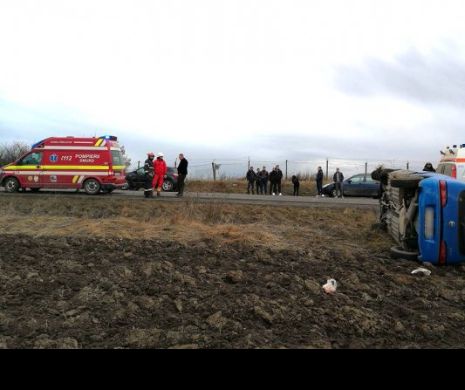 Suceava: Accident de circulaţie soldat cu un mort şi doi răniţi