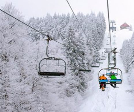 Sumă IMPRESIONANTĂ cheltuită de români în VACANȚA de 1 DECEMBRIE
