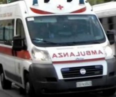 Triunghiul conjugal: Româncă PRINSĂ cu amantul în pat şi băgat în spital