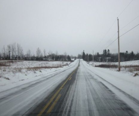 ATENȚIE ȘOFERI! Se circulă în CONDIȚII DE IARNĂ