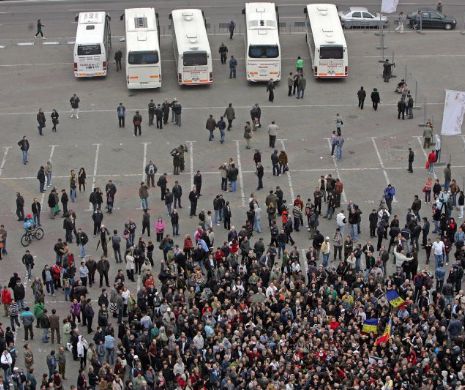 Dezvăluire! „Opoziţia: USR-PNL-PMP, cu AUTOCARELE  la MITING”