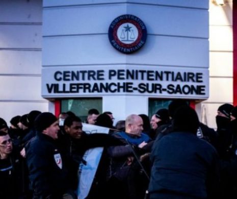 GREVĂ generală în ÎNCHISORI, anunțată de gardieni după ce au fost atacați de DEȚINUȚI