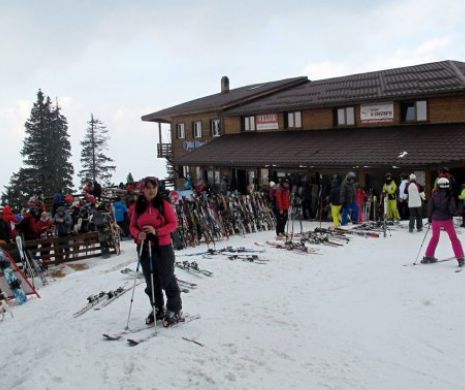 Scad prețurile pentru schiorii din Poiana Brașov