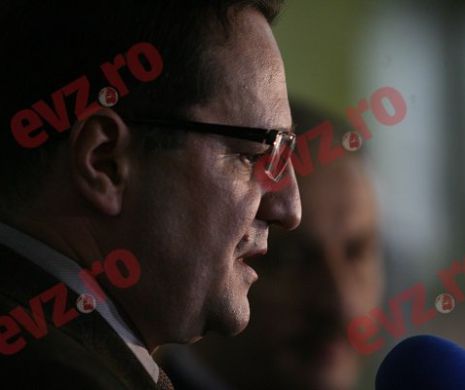 Audiere EXPLOZIVĂ la Parlament. SECRETELE SRI, luate la puricat. Întrebările-BOMBĂ cărora MAIOR trebuie să le facă față
