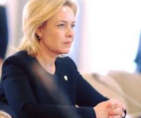Carmen Dan, în plenul Camerei Deputaților. Solicitarea a fost făcută de PNL