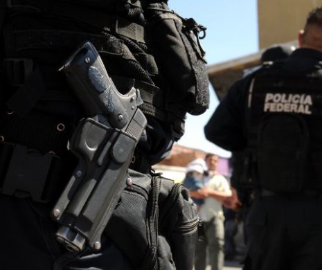 CAZ INCREDIBIL! Un grup de turiști italieni, VÂNDUȚI unei GRUPĂRI MAFIOTE