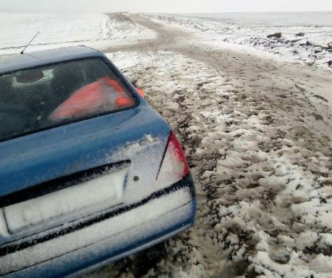 PESTE 10 PERSOANE sunt BLOCATE în ZĂPADĂ în județul PRAHOVA