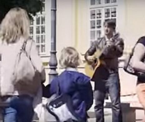 „Prea mulți ALBI fericiți, prea multe CRUCI și INSUFICIENȚI imigranți”