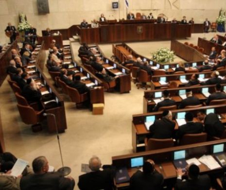 ȘOC pe scena politică! Poliția a cerut ÎNCULPAREA PREMIERULUI pentru corupție