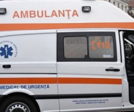 ACCIDENT GRAV în Gorj. O mașină a intrat într-un CAP DE POD