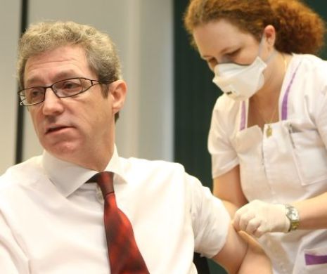 Adrian Streinu-Cercel AVERTIZEAZĂ: „Situația în România ESTE GRAVĂ. Încă SE MOARE!” Vaccinul, SINGURA SOLUȚIE de a evita VIRUSUL UCIGAȘ