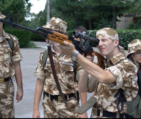 ARMATA României RECRUTEAZĂ ELEVI. Anunţul făcut de MApN