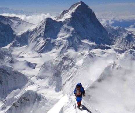 ATLETUL care a ÎNVINS orice OBSTACOL al naturii. Povestea primul om care merge ÎN MÂINI pe Everest