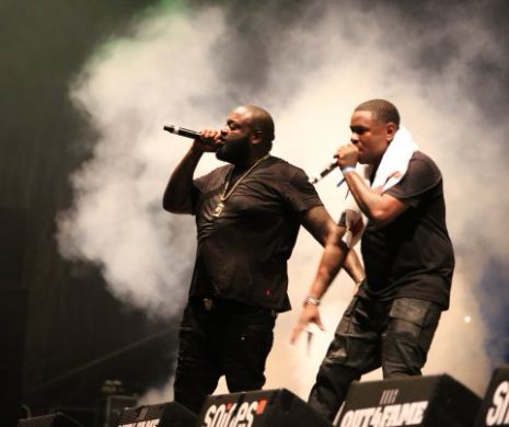 CÂNTĂREȚ CELEBRU, la UN PAS de MOARTE. În COMĂ din cauza PROBLEMELOR cu GREUTATEA