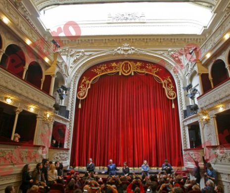 Ce înseamnă digitalizarea teatrului?