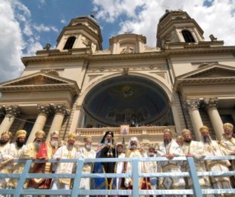 Cum aniversează PATRIARHIA revenirea BASARABIEI la PATRIA-MUMĂ
