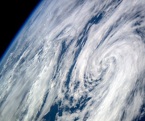 ESTE STARE DE ALERTĂ în așteptarea CICLONULUI! Serviciul meteorologic, ANUNȚ de ultimă oră!