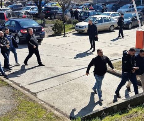 Grupare infracțională specializată în șantaj, camătă și înșelăciune, capturată de polițiștii și procurorii DNA Constanța