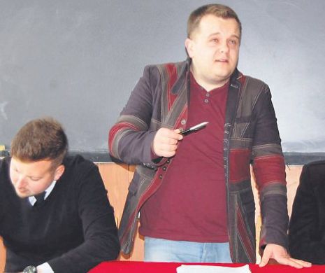 Liderul PSD Vaslui, răsplătit pentru debarcarea lui Tudose cu o funcție în Guvern pentru fi ul său