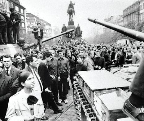 O primăvară politică de acum 50 de ani. Istoriile lui Alex Ştefănescu